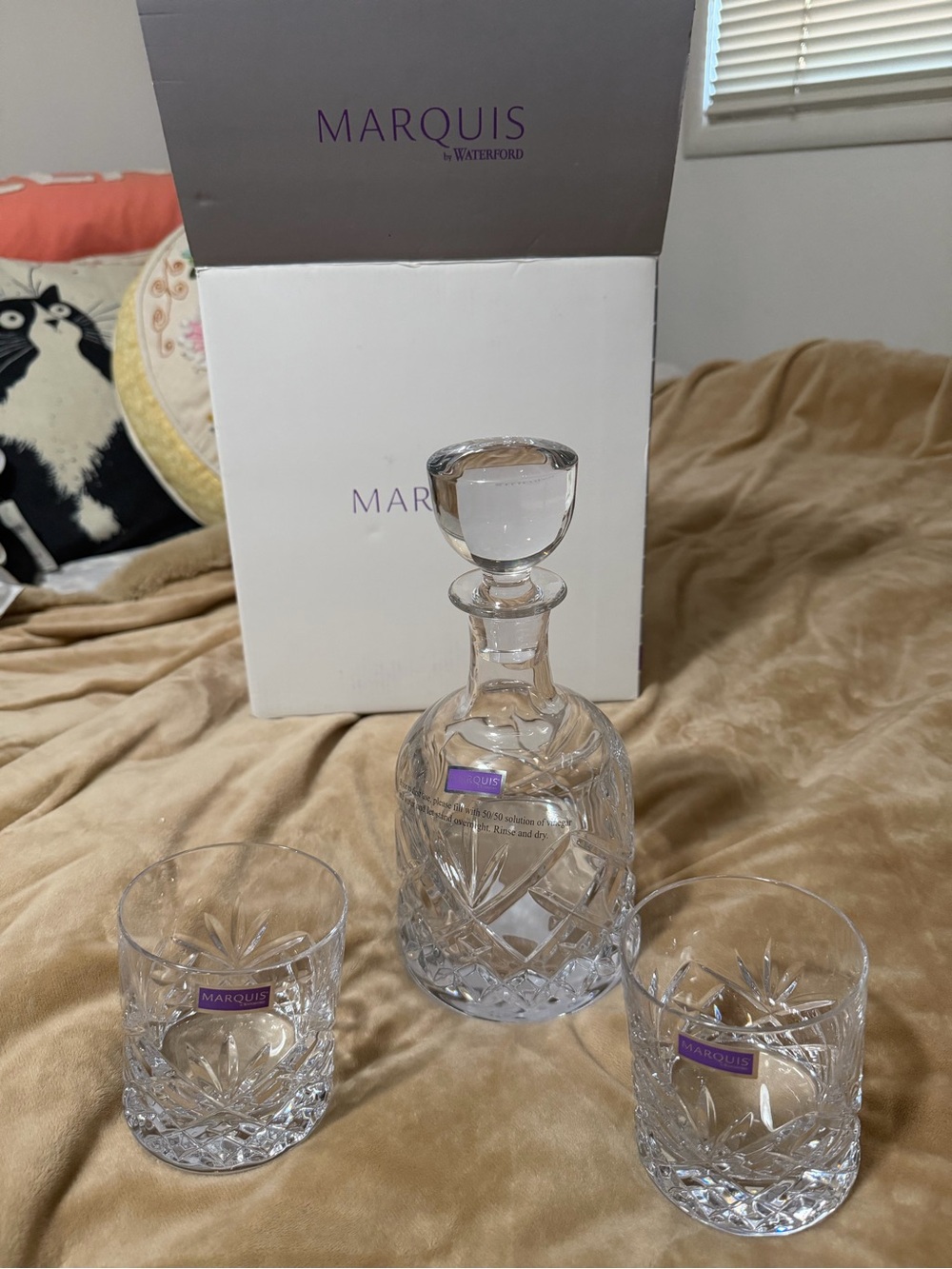New in Box Marquis by Waterford Patterson   Crystal Decanter 2 Rocks Glasses